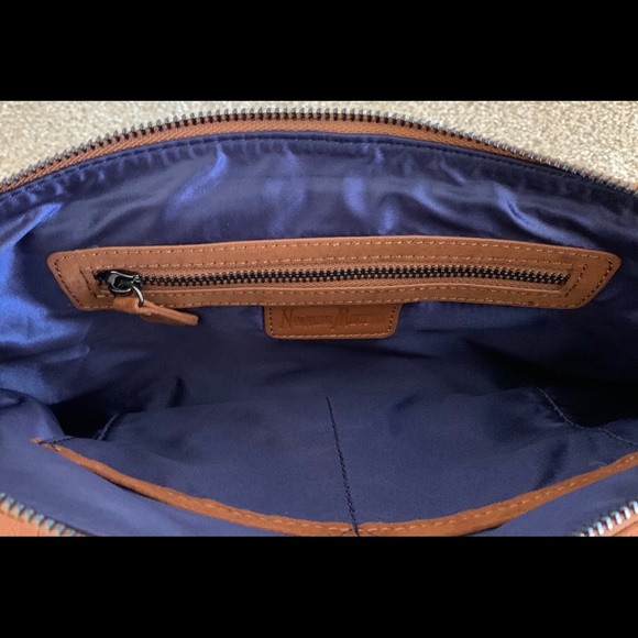 Neiman Marcus Clutch - Picture 3 of 3